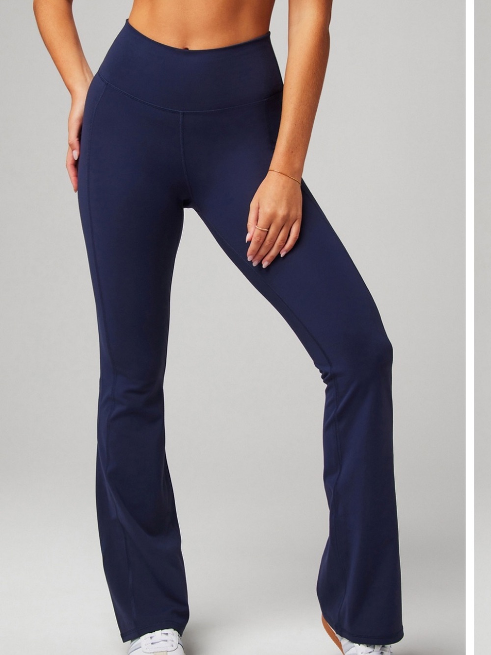NEW FABLETICS Oasis PureLuxe High-Waisted Kick Flare short size:L